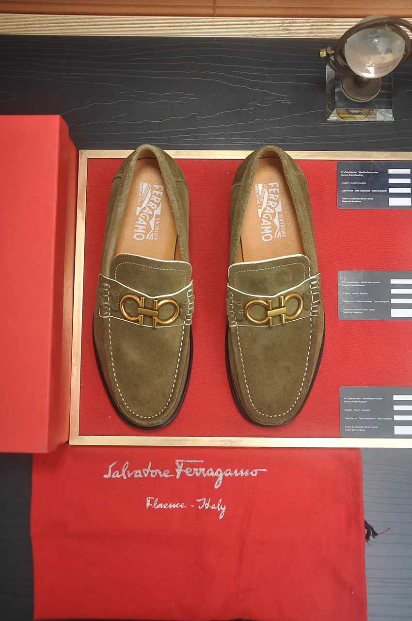 Men's shoes 💰440💶[Ferragamo/Ferragamo] The latest model in the counter. Original imported high-quality cowhide with open sides + imported 🐂 water-dyed cowhide lining + original luxury metal buckle + original combined outsole. No pressure for comparison. 38--45 (45 is custom-made and cannot be returned or exchanged)